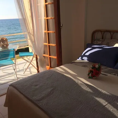 A Trappeto Apartment